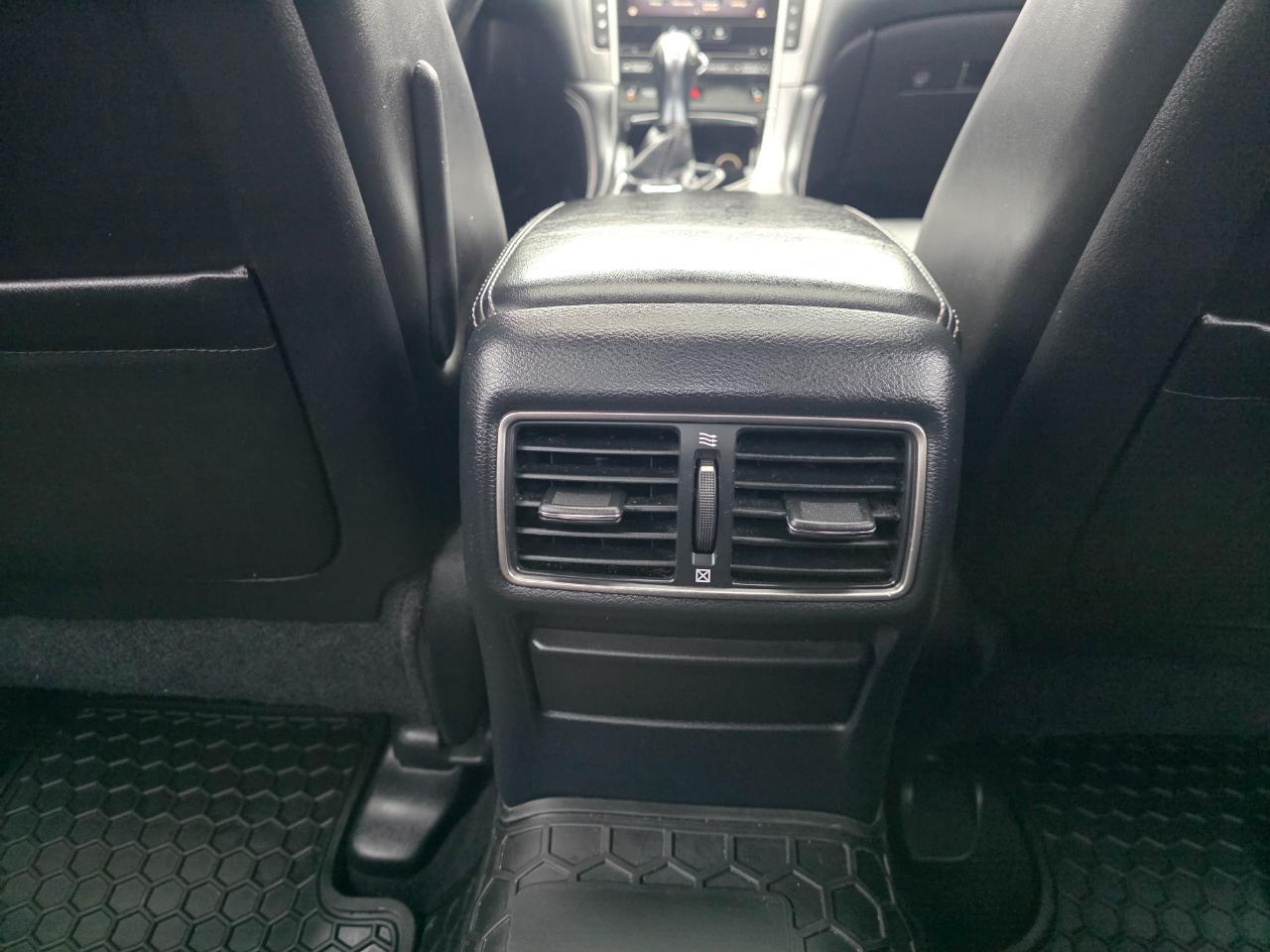 Infiniti Q50 3.0t Premium AWD 2017