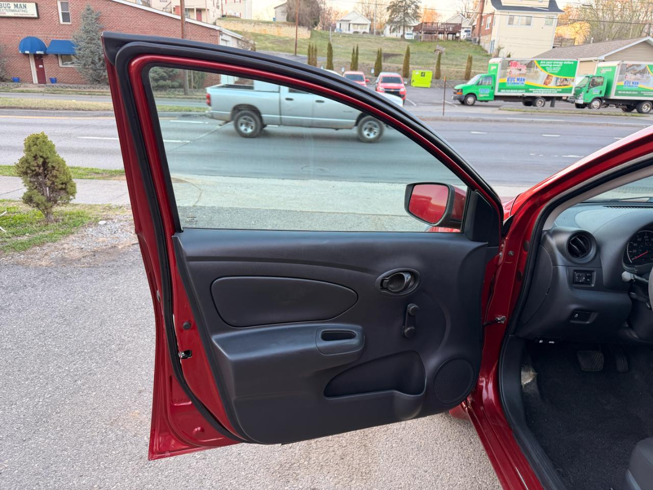 Nissan Versa Sedan S Plus CVT 2017