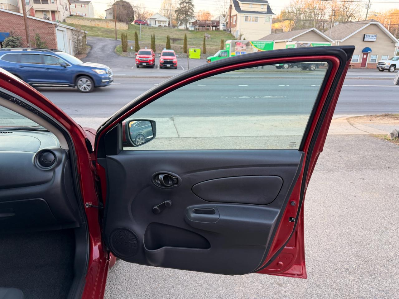 Nissan Versa Sedan S Plus CVT 2017