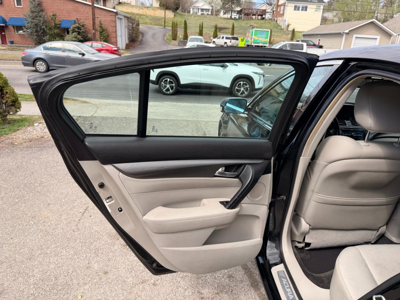 Acura TL 4dr Sdn Auto 2WD Advance 2014