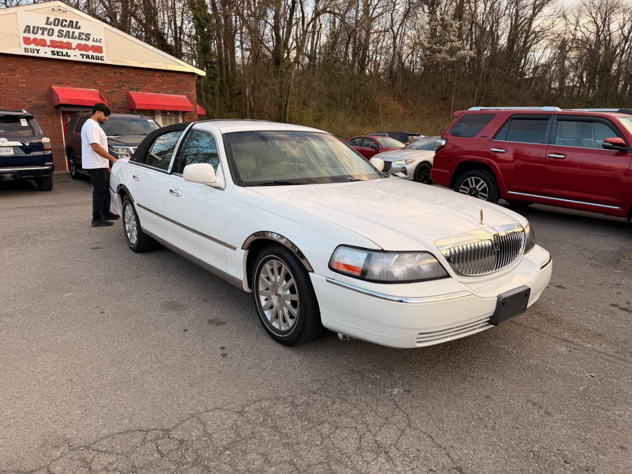 Lincoln Town Car 4dr Sdn Signature 2007