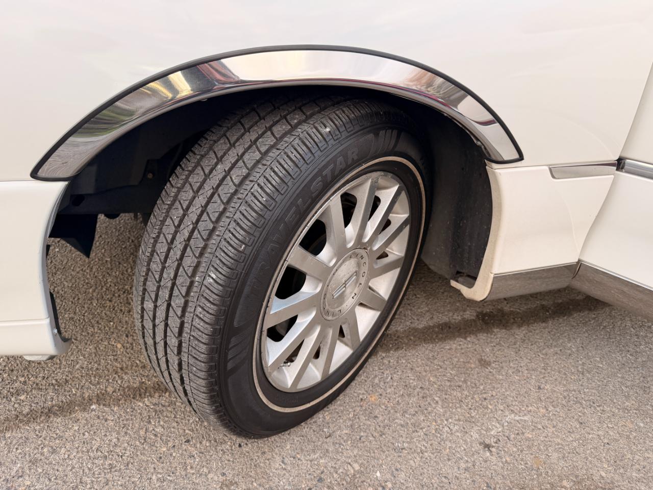 Lincoln Town Car 4dr Sdn Signature 2007