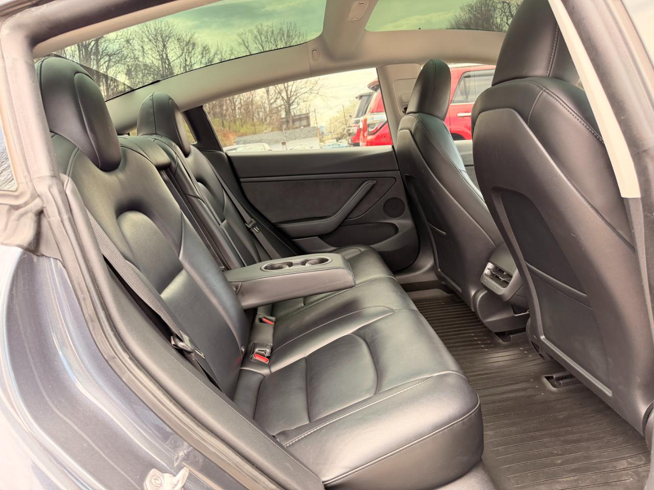 Tesla Model 3 RWD 2023