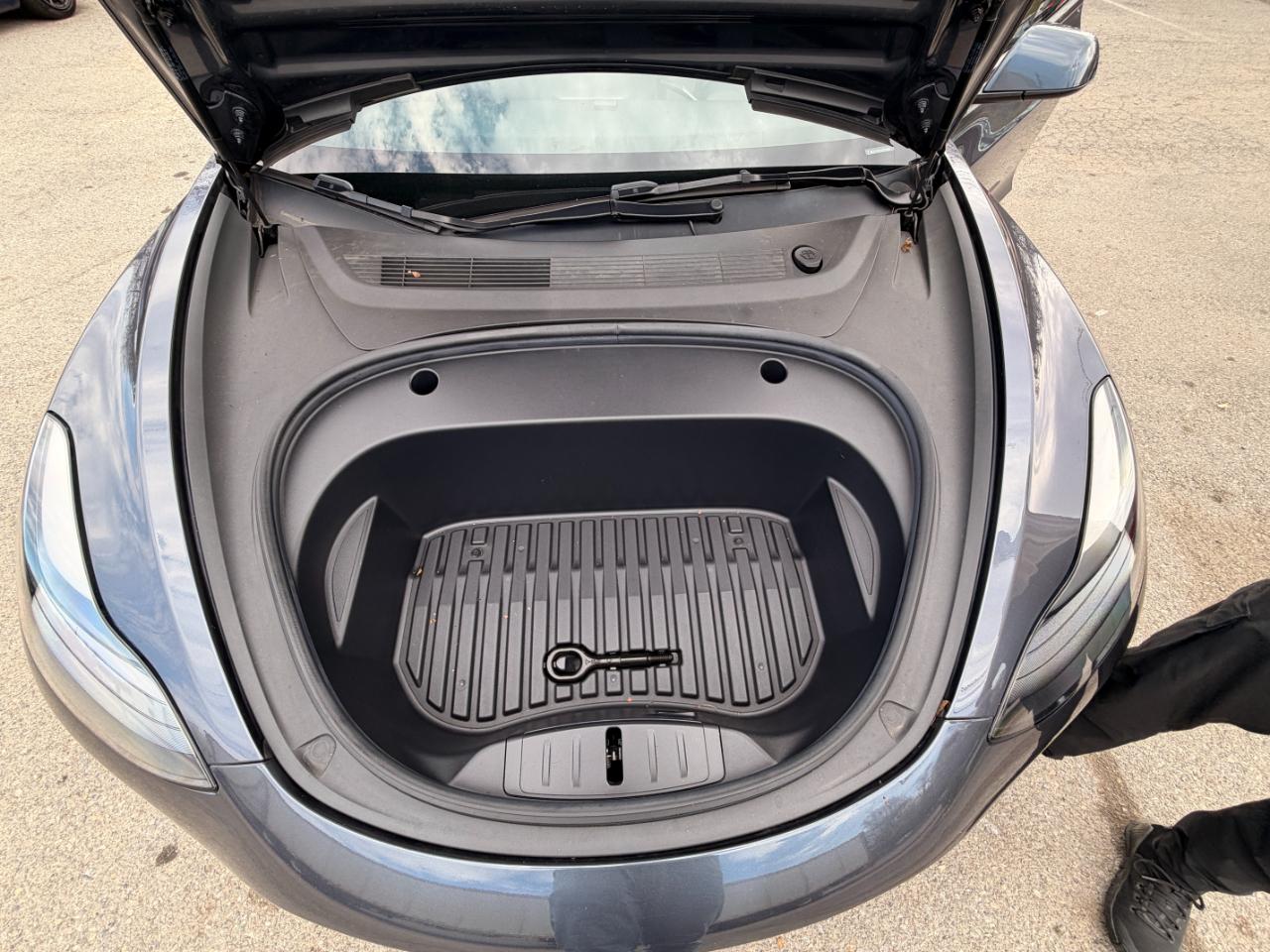 Tesla Model 3 RWD 2023