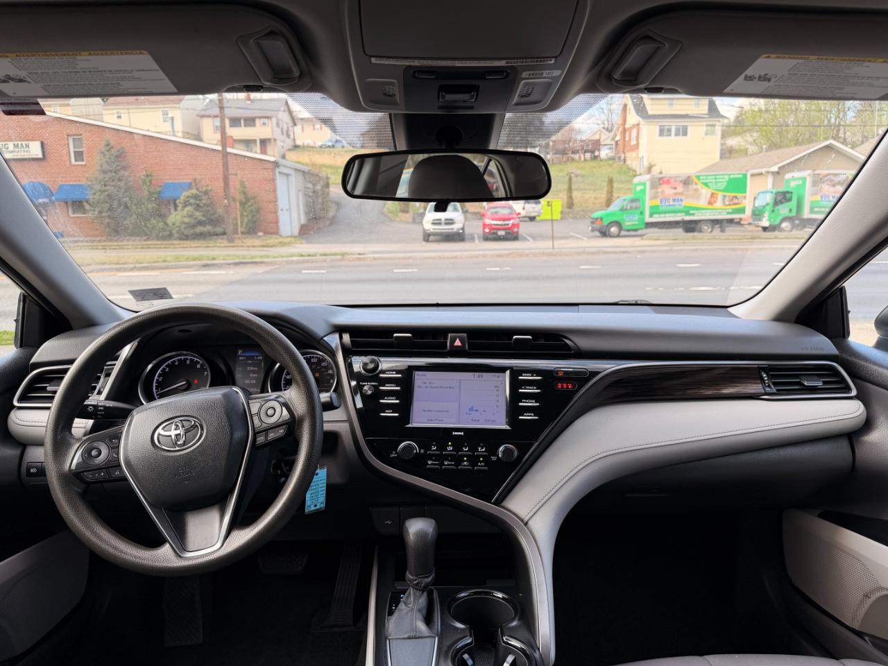 Toyota Camry LE Auto (Natl) 2020