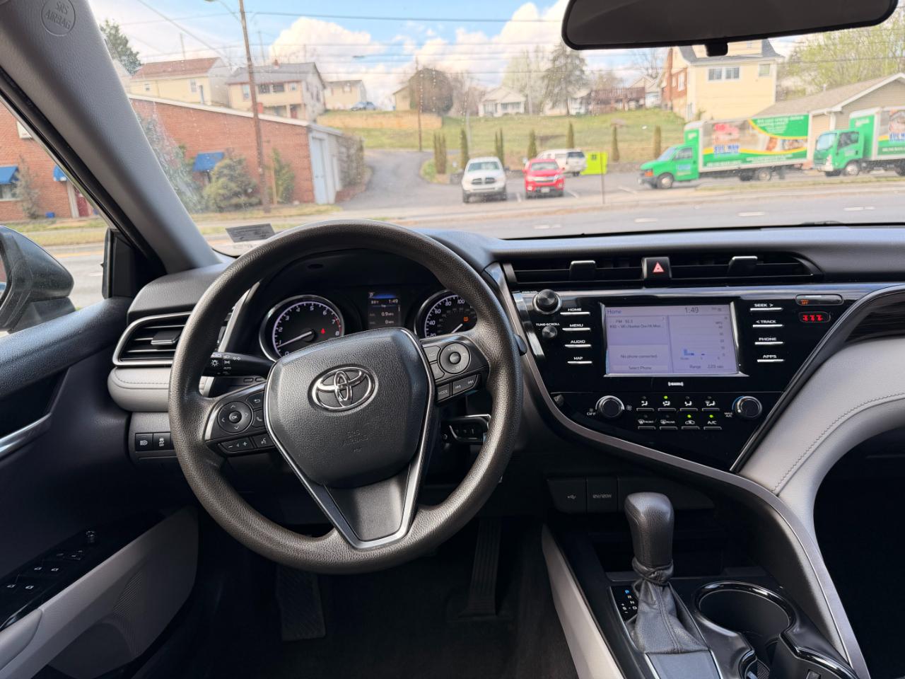 Toyota Camry LE Auto (Natl) 2020