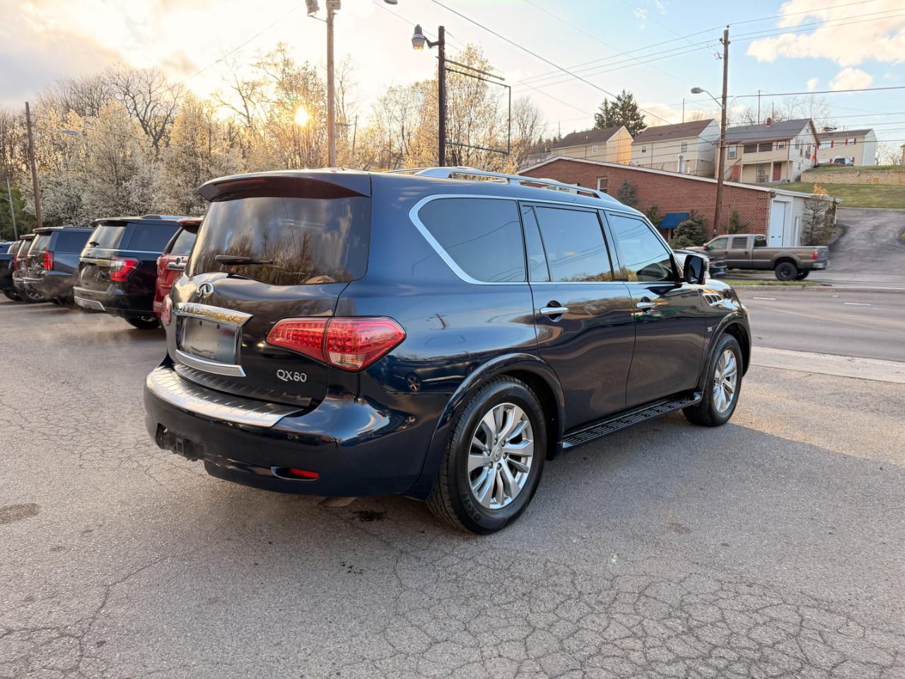 Infiniti QX80 AWD 2017
