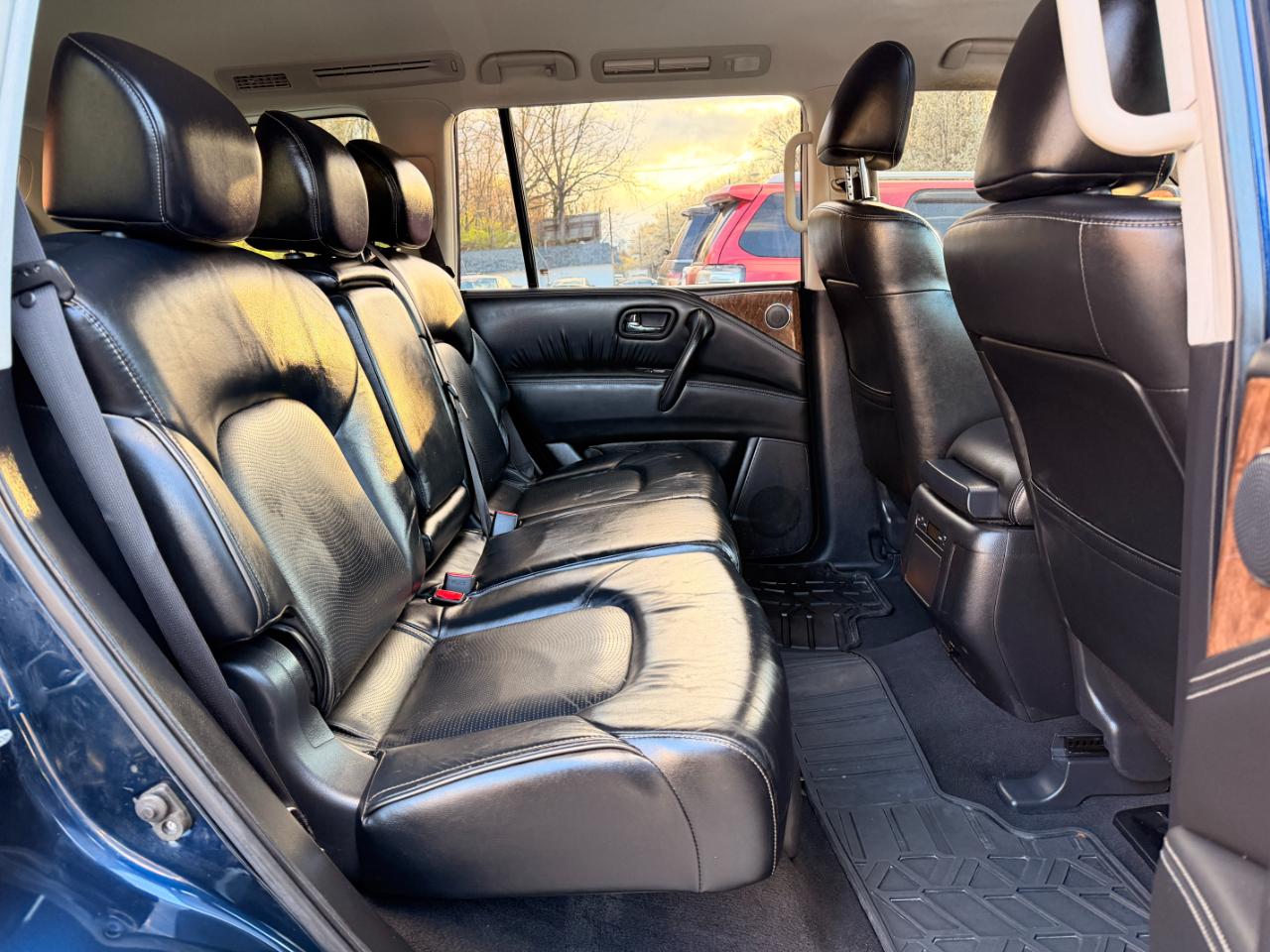 Infiniti QX80 AWD 2017