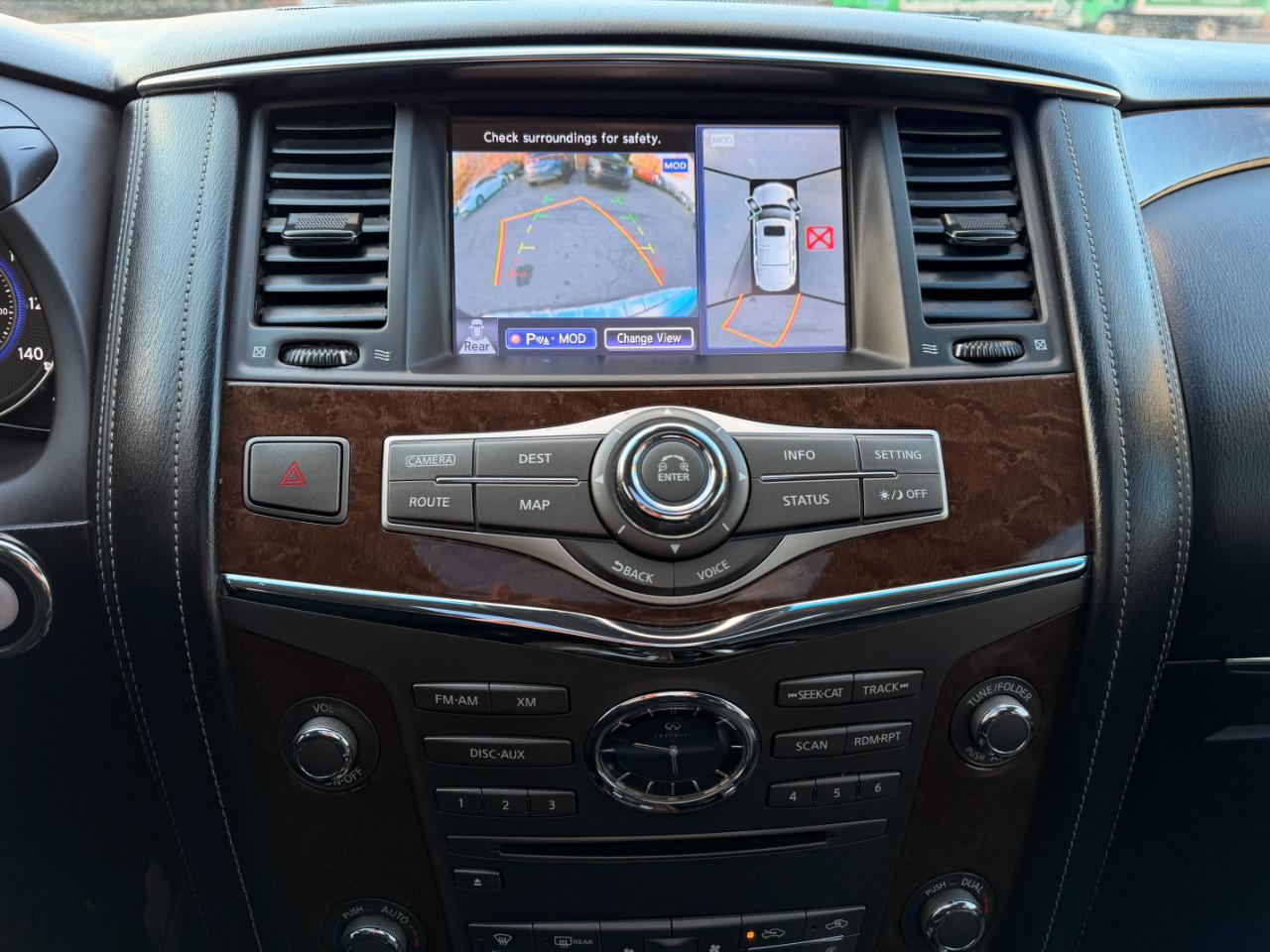 Infiniti QX80 AWD 2017