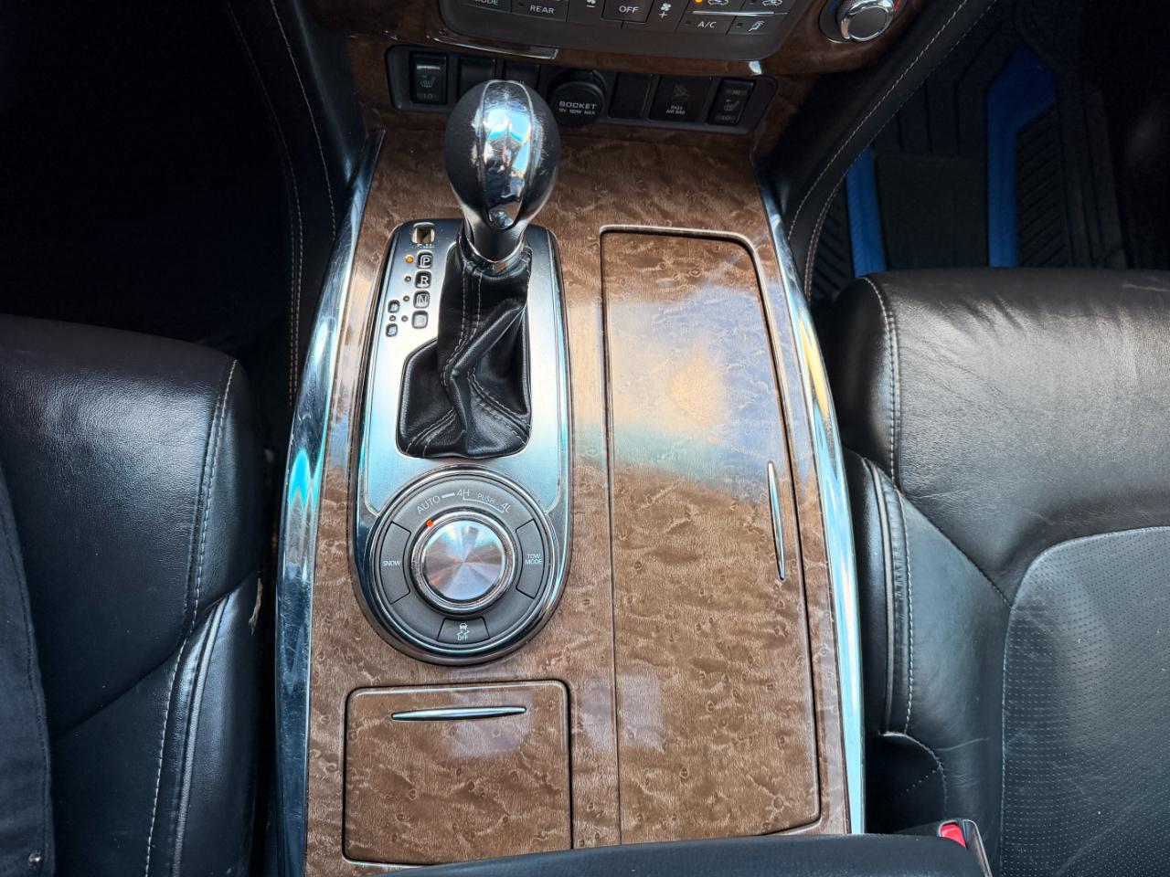 Infiniti QX80 AWD 2017