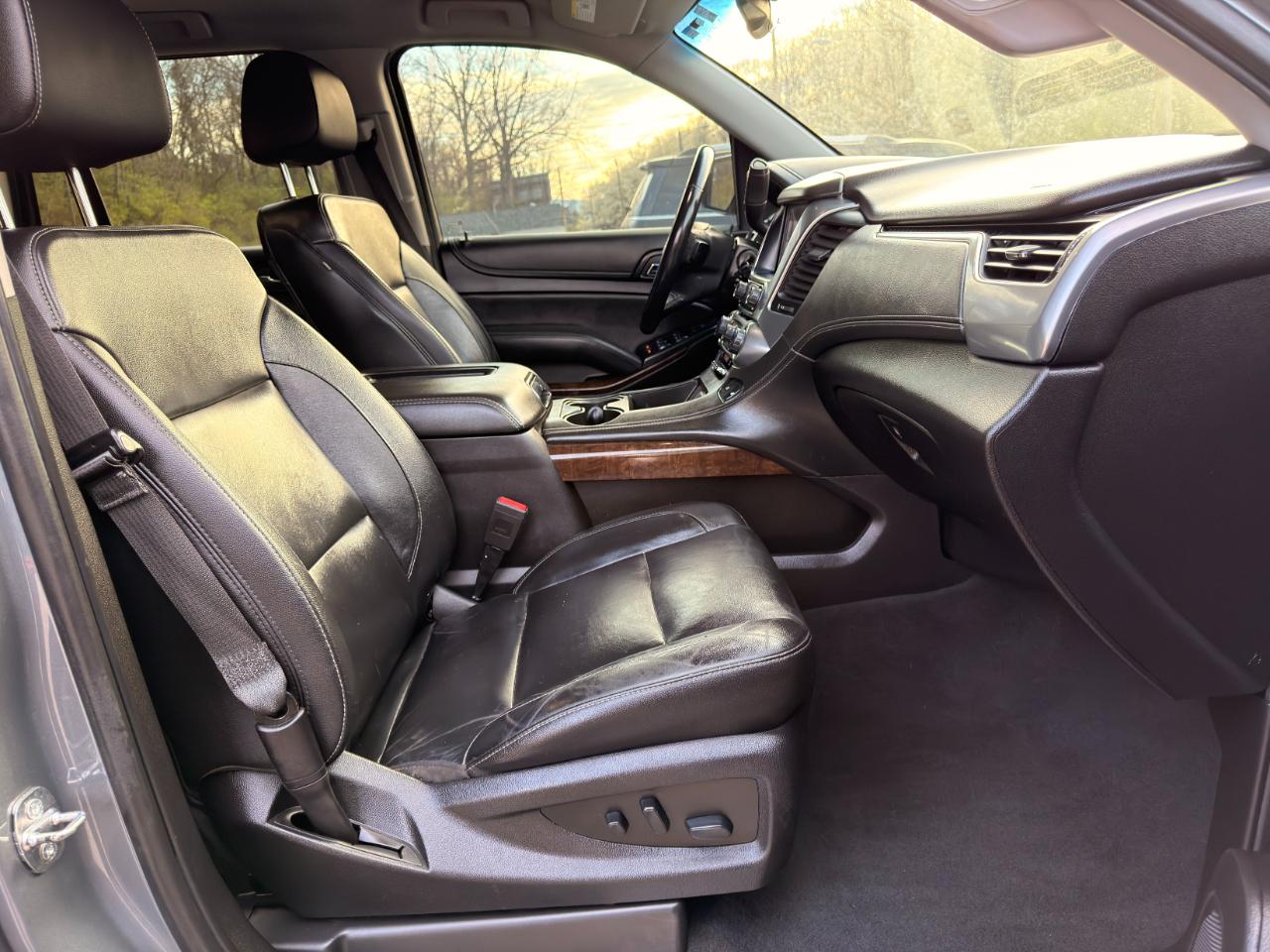 Chevrolet Tahoe 4WD 4dr LT 2019