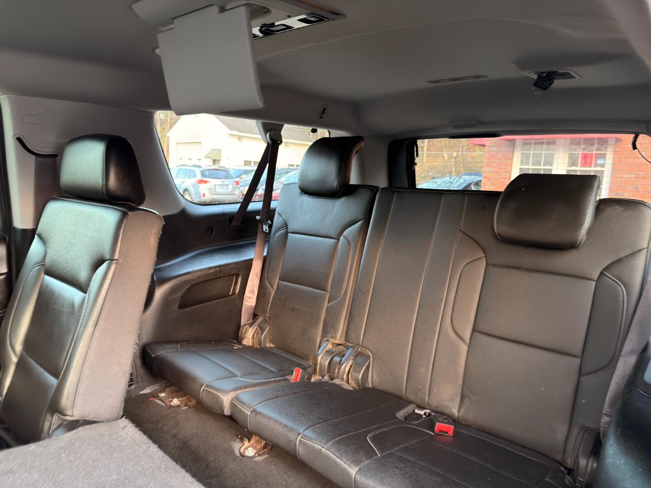 Chevrolet Suburban 4WD 4dr 1500 LT 2017