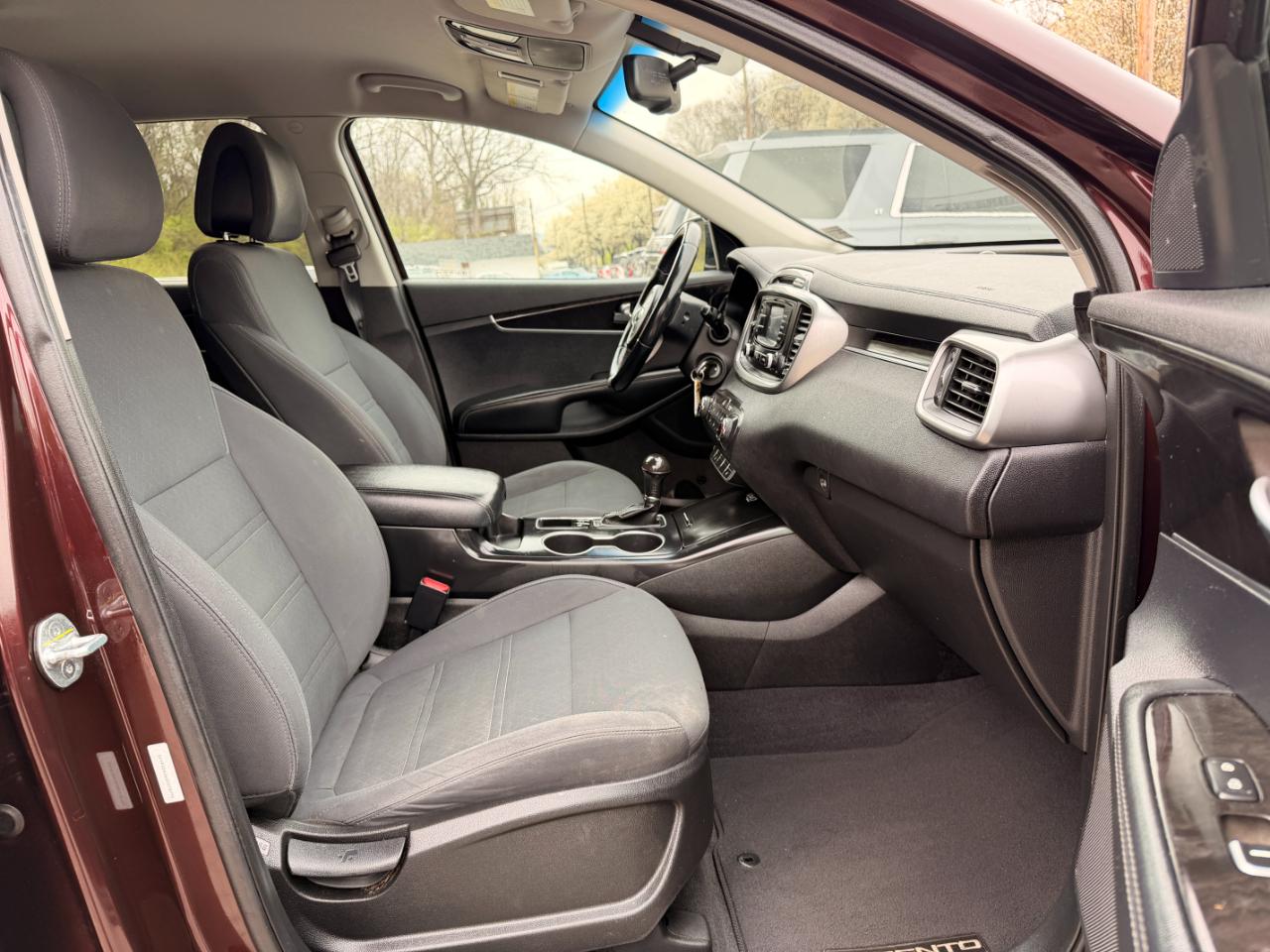 Kia Sorento AWD 4dr 2.4L LX 2016