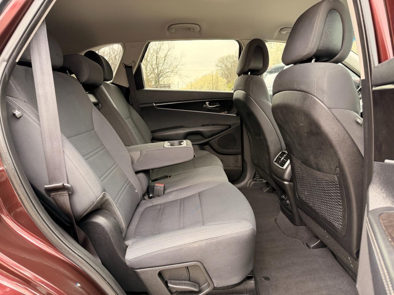 Kia Sorento AWD 4dr 2.4L LX 2016