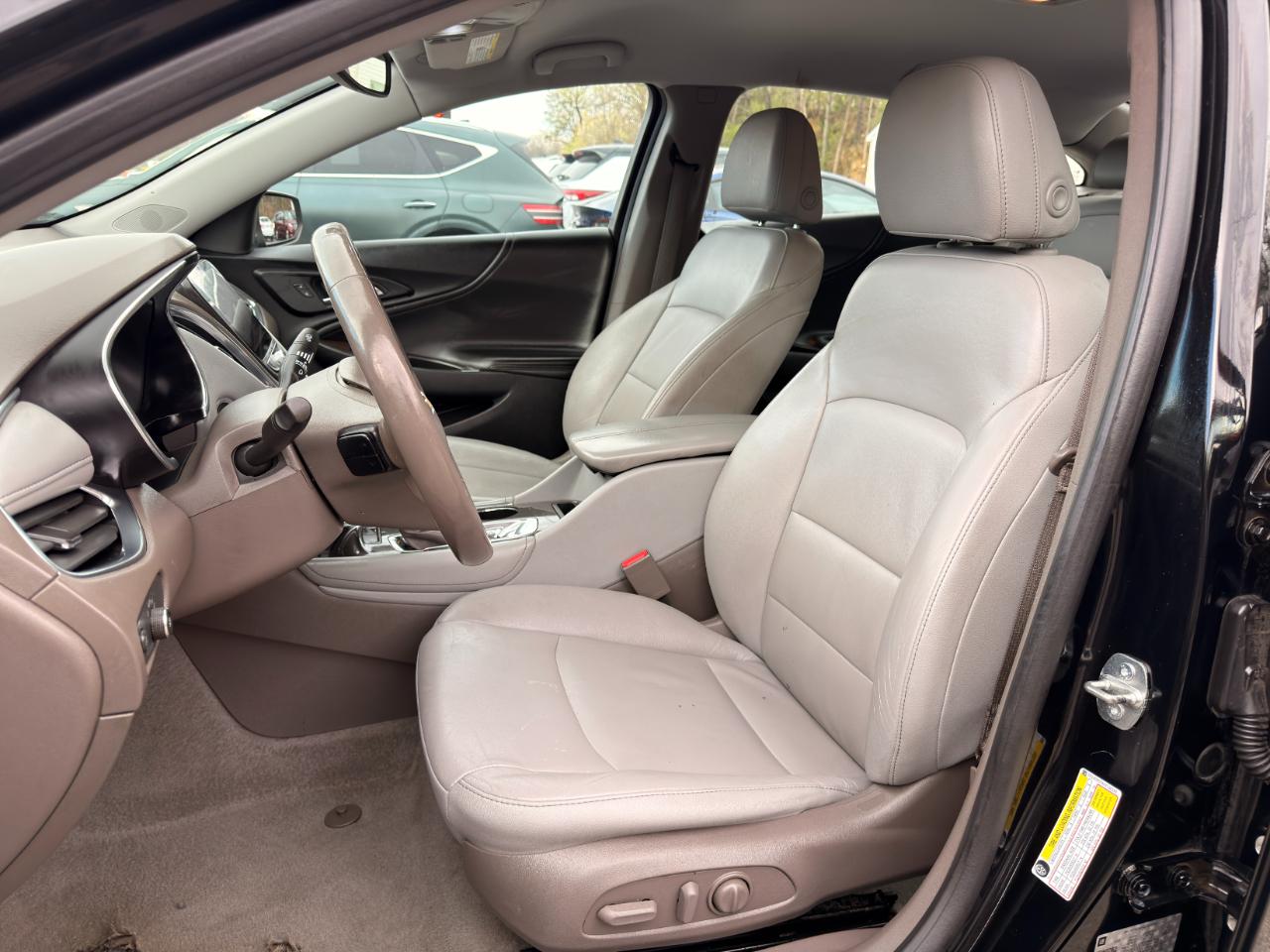 Chevrolet Malibu 4dr Sdn LT w/1LT 2019