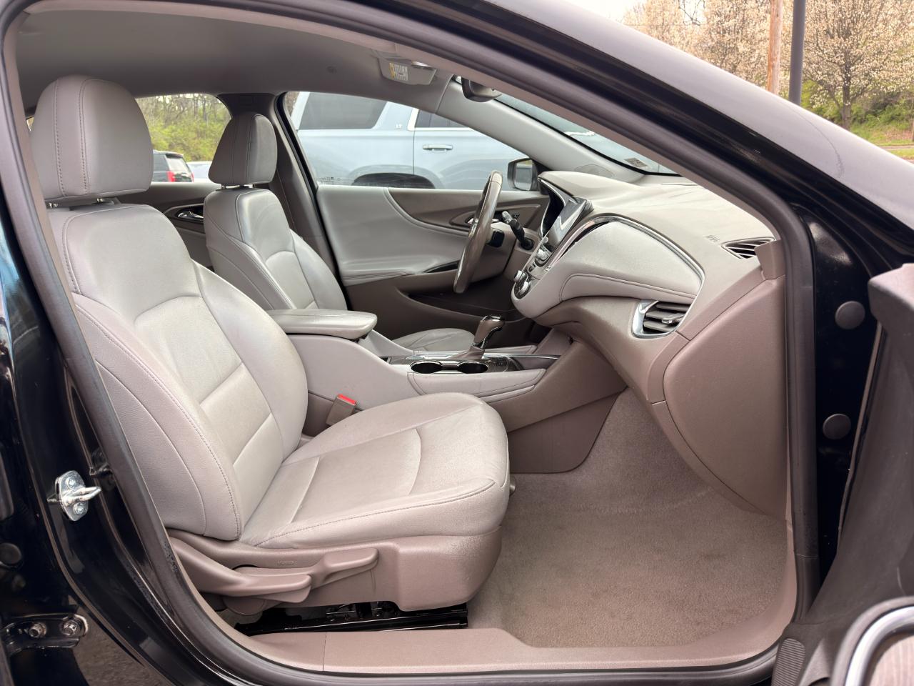 Chevrolet Malibu 4dr Sdn LT w/1LT 2019