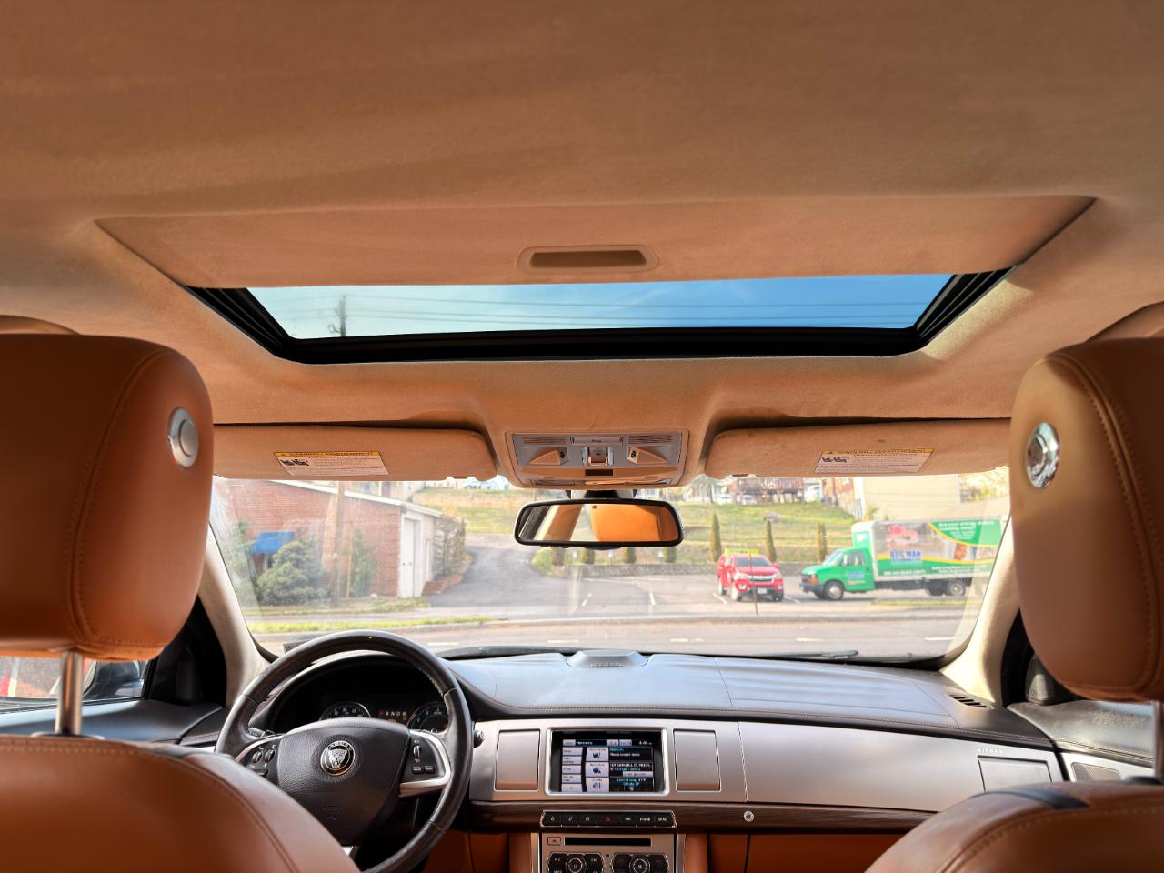 Jaguar XF 4dr Sdn V6 Sport AWD 2015