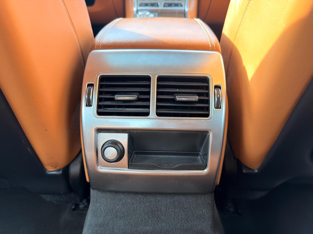 Jaguar XF 4dr Sdn V6 Sport AWD 2015