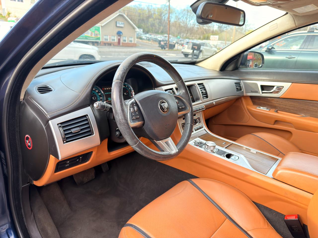 Jaguar XF 4dr Sdn V6 Sport AWD 2015