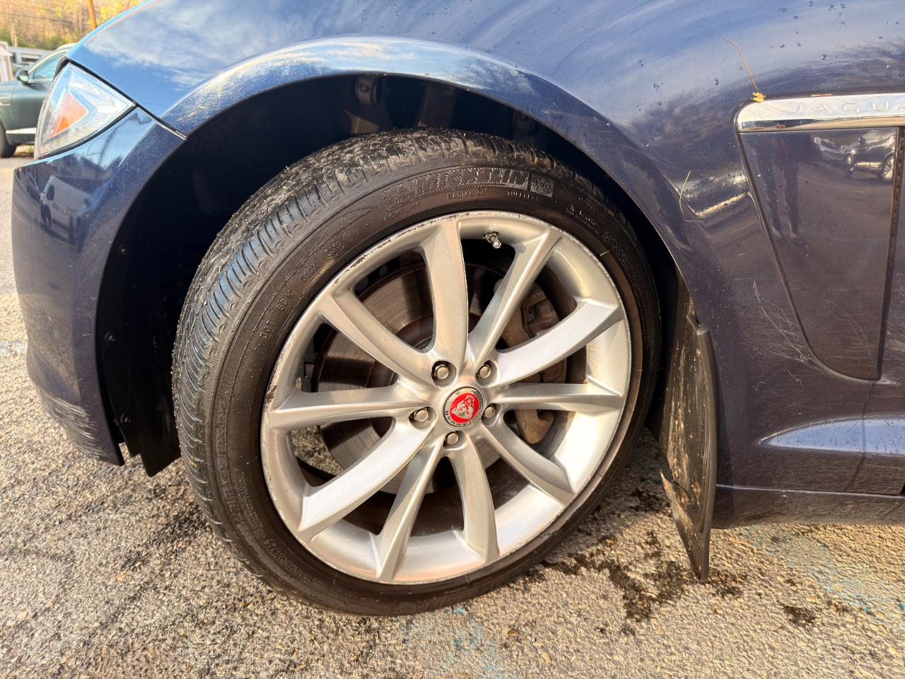 Jaguar XF 4dr Sdn V6 Sport AWD 2015