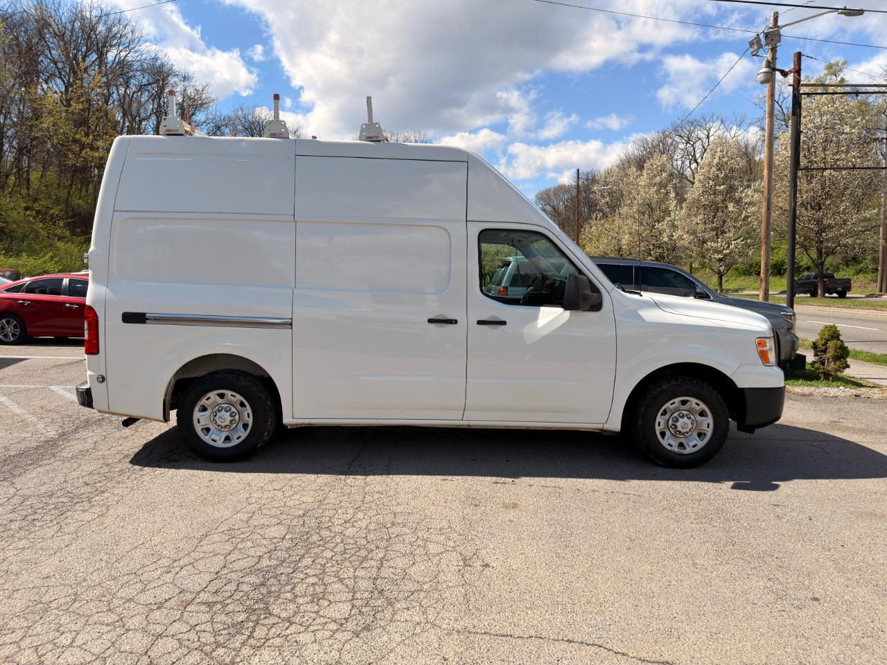 Nissan NV Cargo NV2500 HD High Roof V6 SV 2019