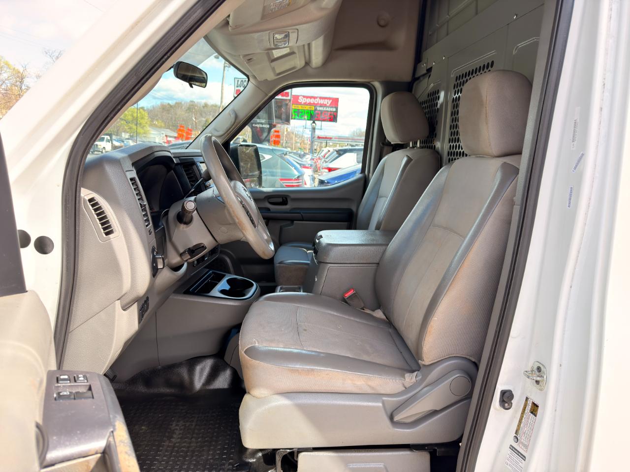 Nissan NV Cargo NV2500 HD High Roof V6 SV 2019