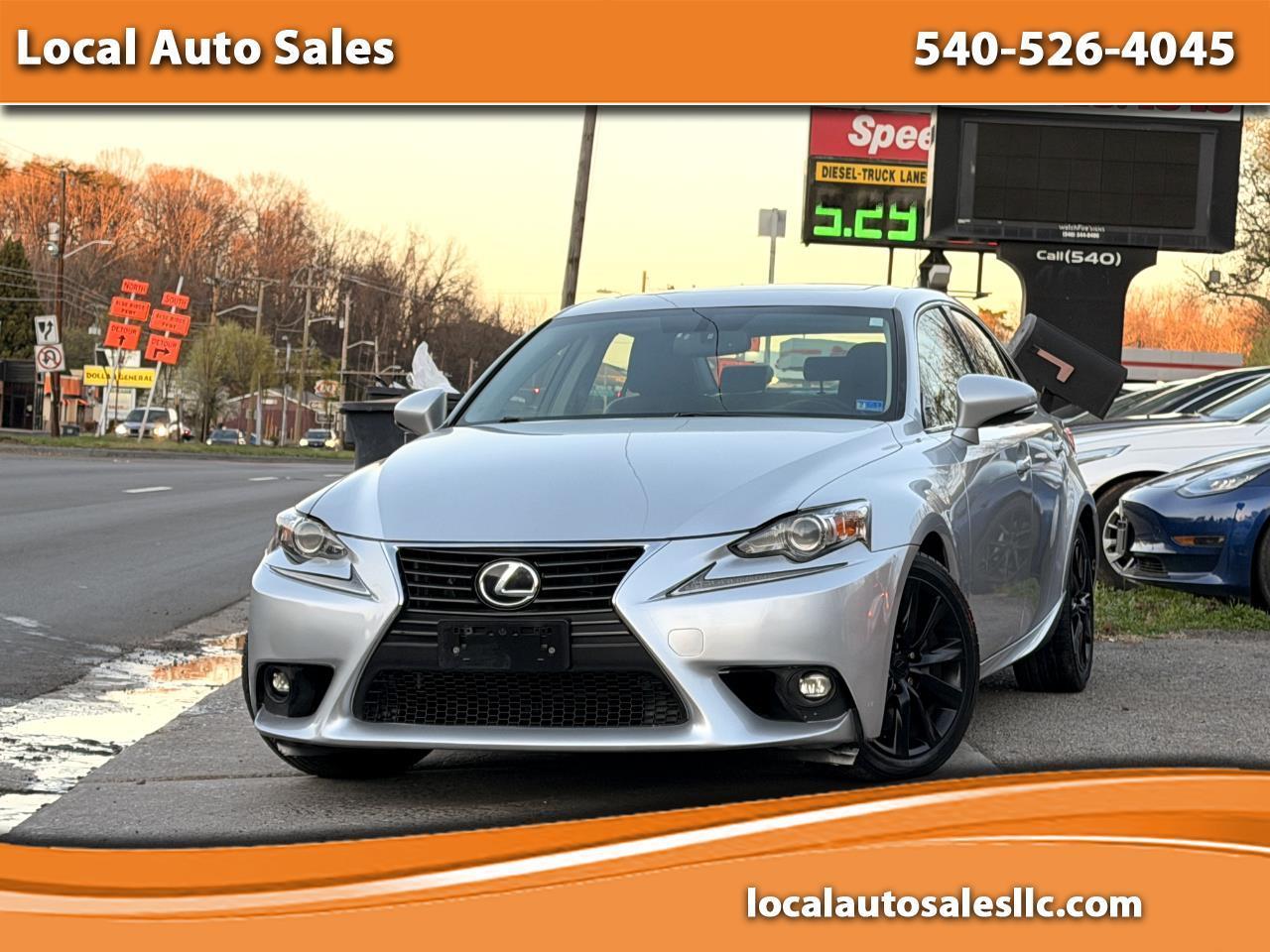 Lexus IS 300 4dr Sdn AWD 2016