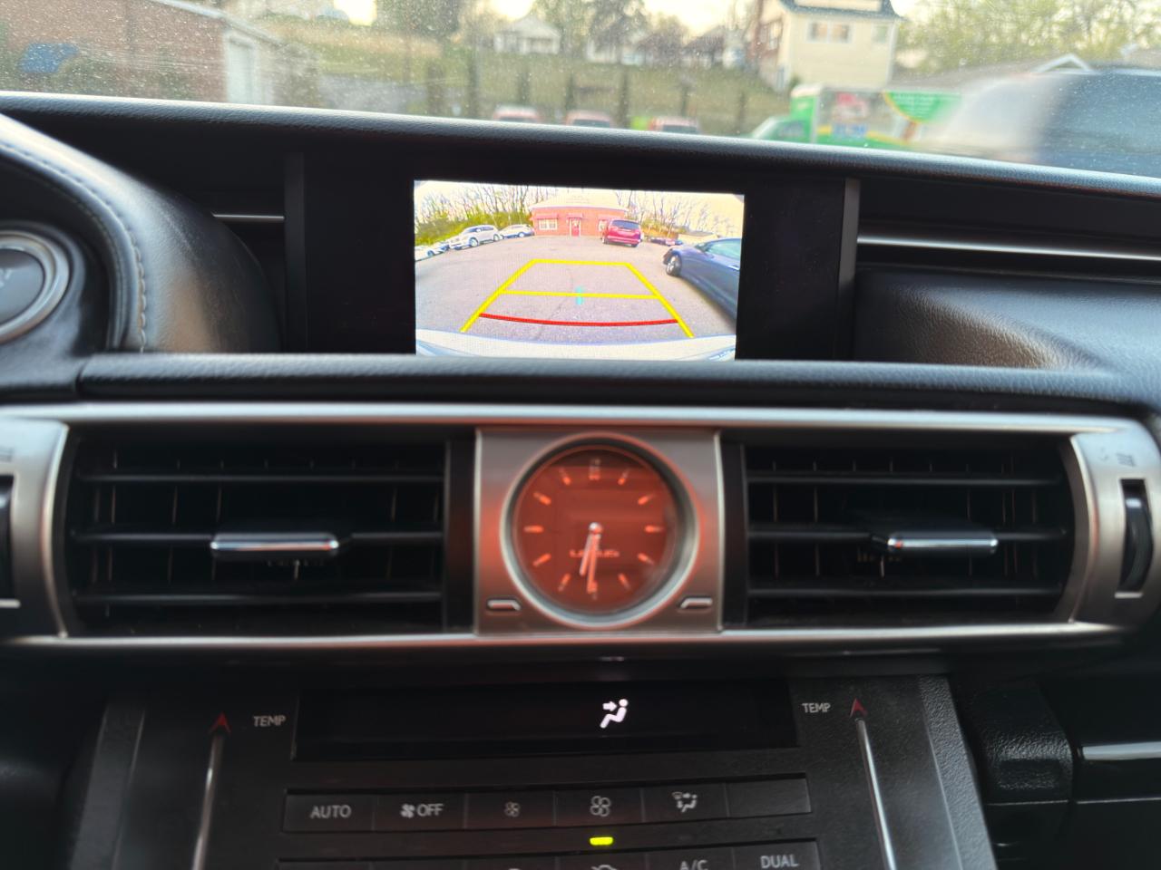 Lexus IS 300 4dr Sdn AWD 2016