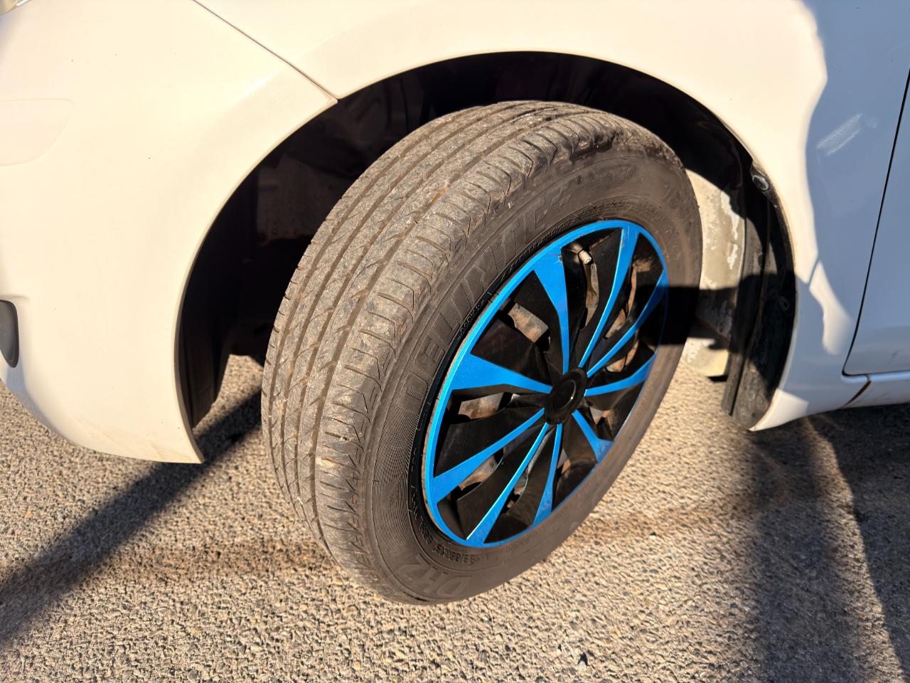 Toyota Yaris 3dr Liftback Man (Natl) 2011