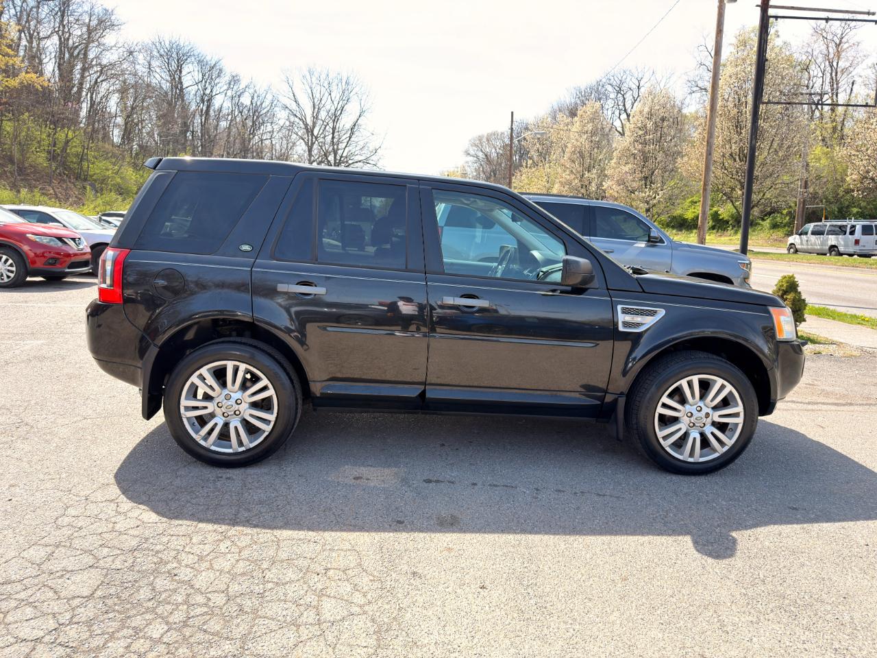 Land Rover LR2 AWD 4dr HSE 2010