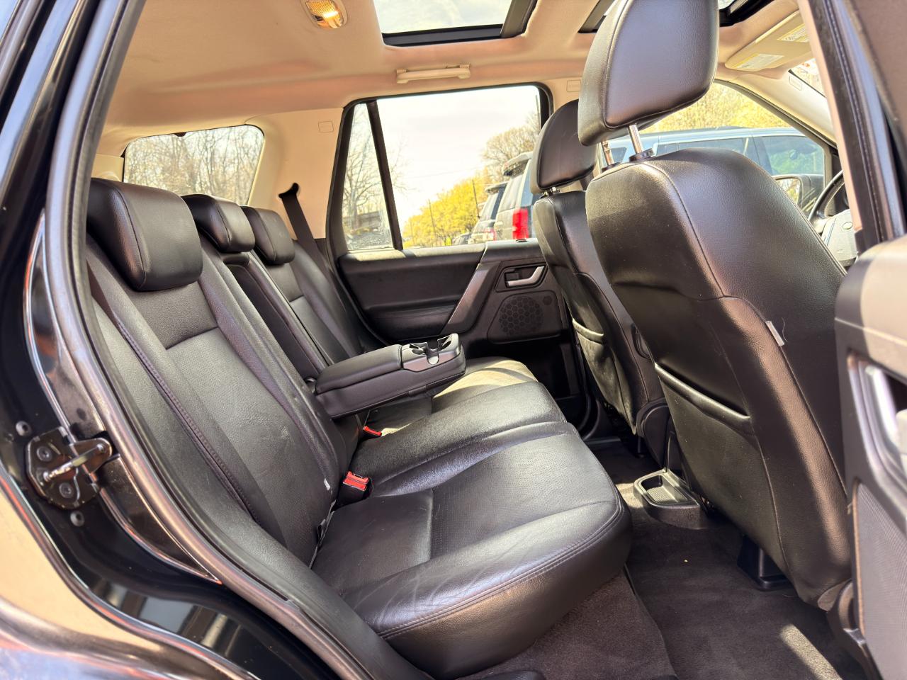 Land Rover LR2 AWD 4dr HSE 2010