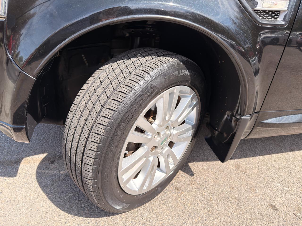 Land Rover LR2 AWD 4dr HSE 2010