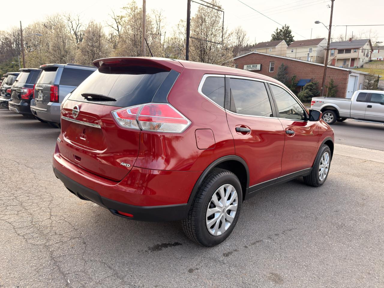 Nissan Rogue AWD 4dr SV 2016