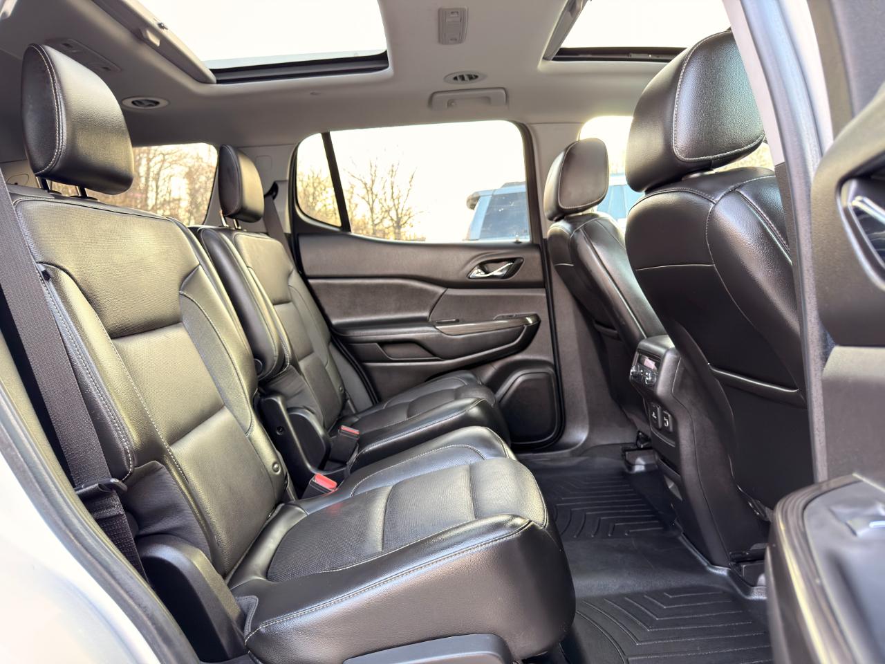 GMC Acadia AWD 4dr SLT w/SLT-1 2019