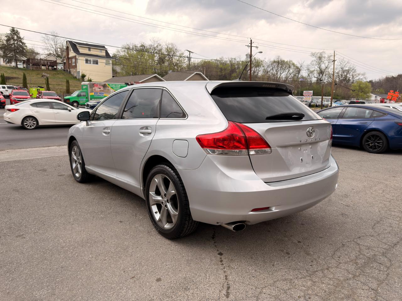 Toyota Venza 4dr Wgn V6 FWD (Natl) 2010