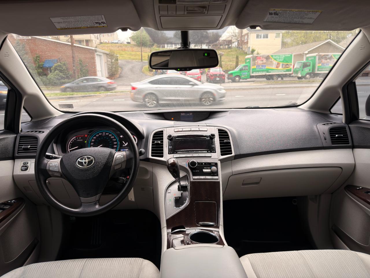 Toyota Venza 4dr Wgn V6 FWD (Natl) 2010