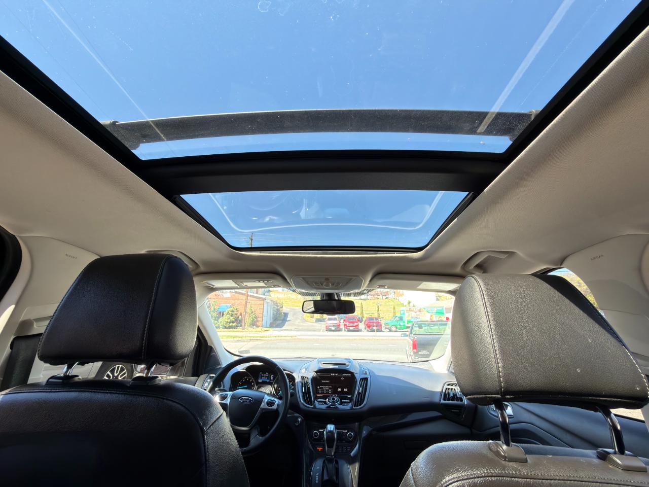 Ford Escape 4WD 4dr Titanium 2015