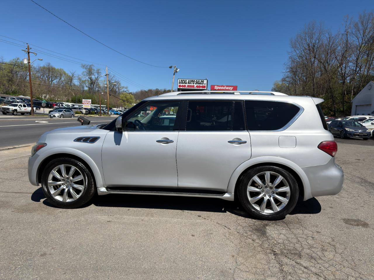 Infiniti QX80 4WD 4dr 2014