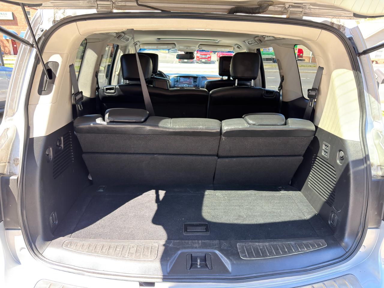 Infiniti QX80 4WD 4dr 2014