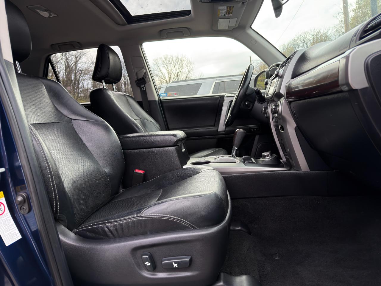 Toyota 4Runner 4WD 4dr V6 Trail Premium (Natl) 2014