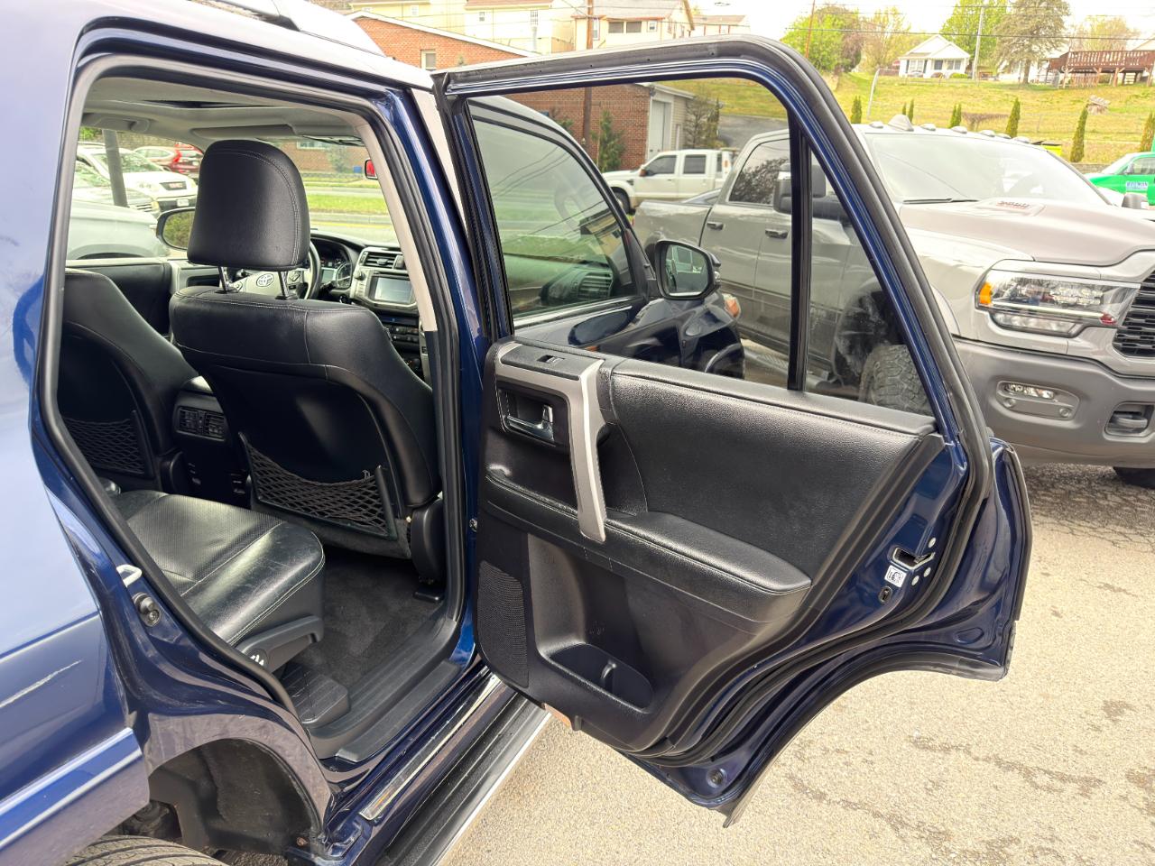 Toyota 4Runner 4WD 4dr V6 Trail Premium (Natl) 2014