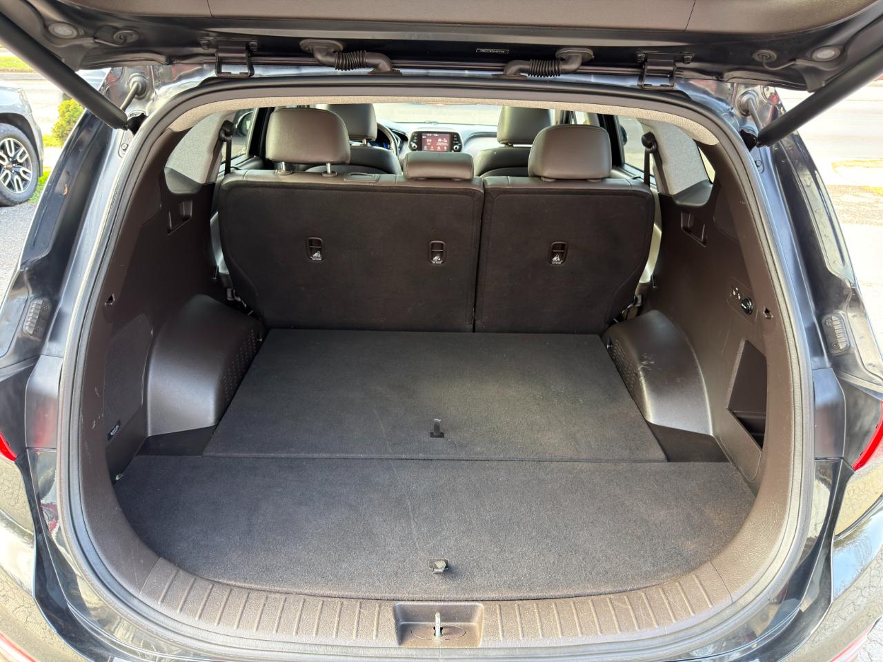 Hyundai Santa Fe Limited 2.4L Auto AWD 2019