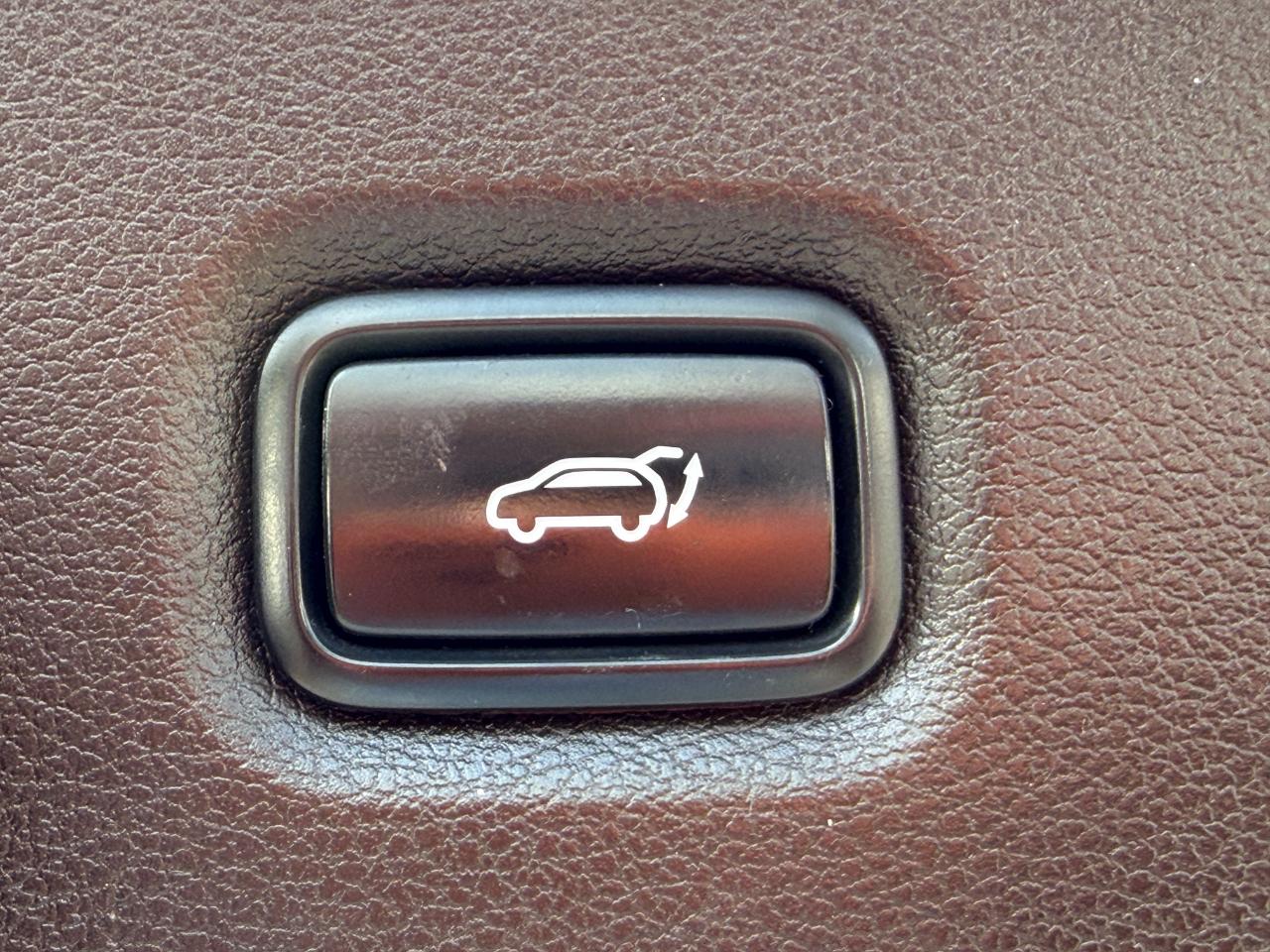 Hyundai Santa Fe Limited 2.4L Auto AWD 2019