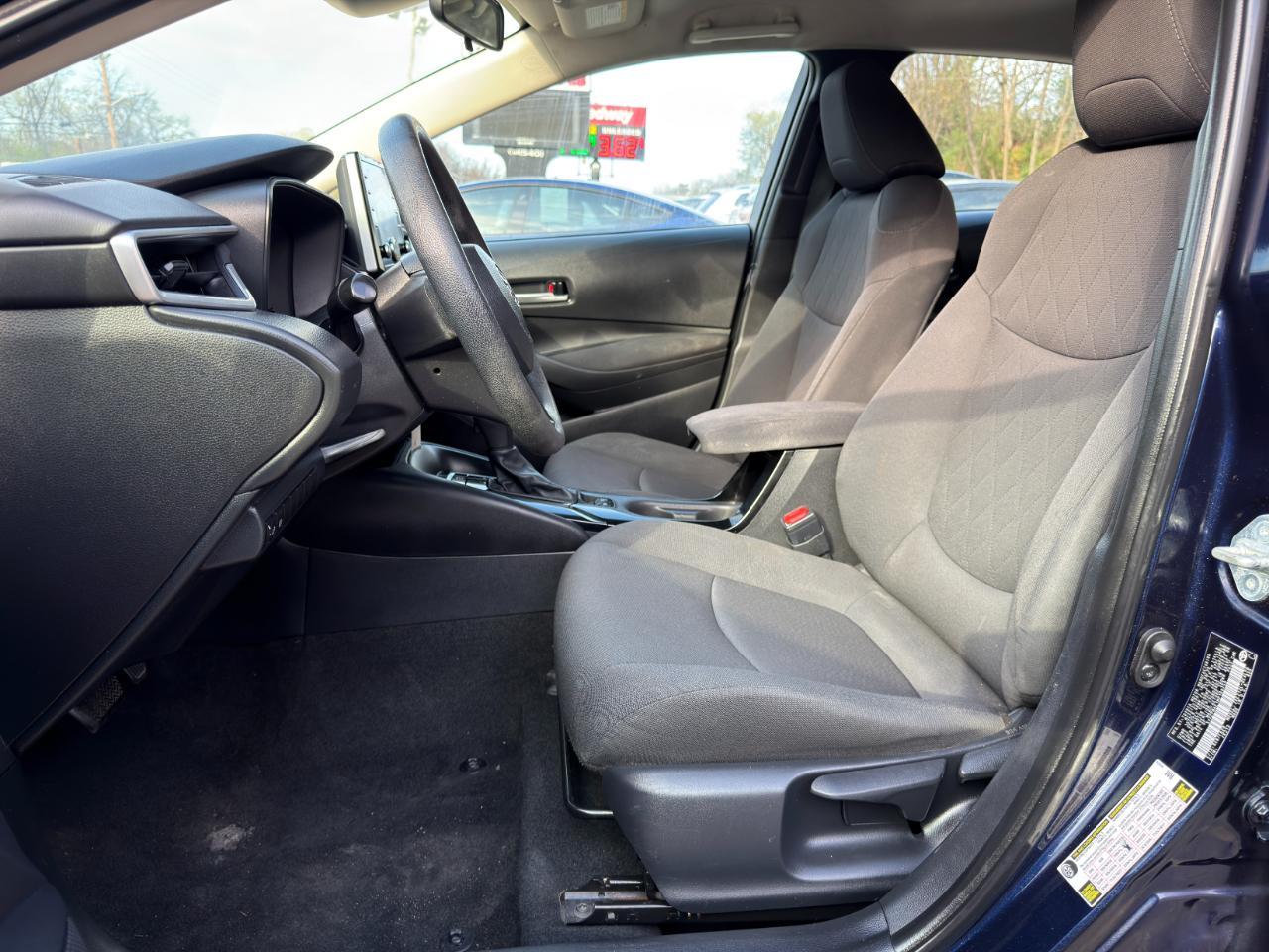 Toyota Corolla LE CVT (Natl) 2021