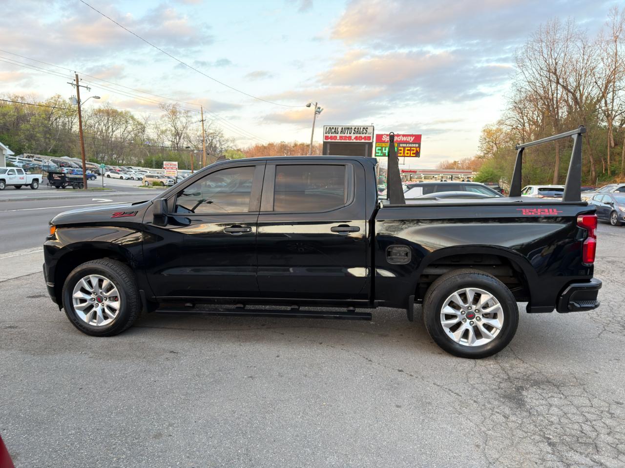 Chevrolet Silverado 1500 4WD Crew Cab 147" Custom 2021