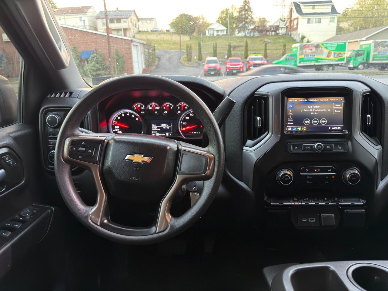 Chevrolet Silverado 1500 4WD Crew Cab 147" Custom 2021