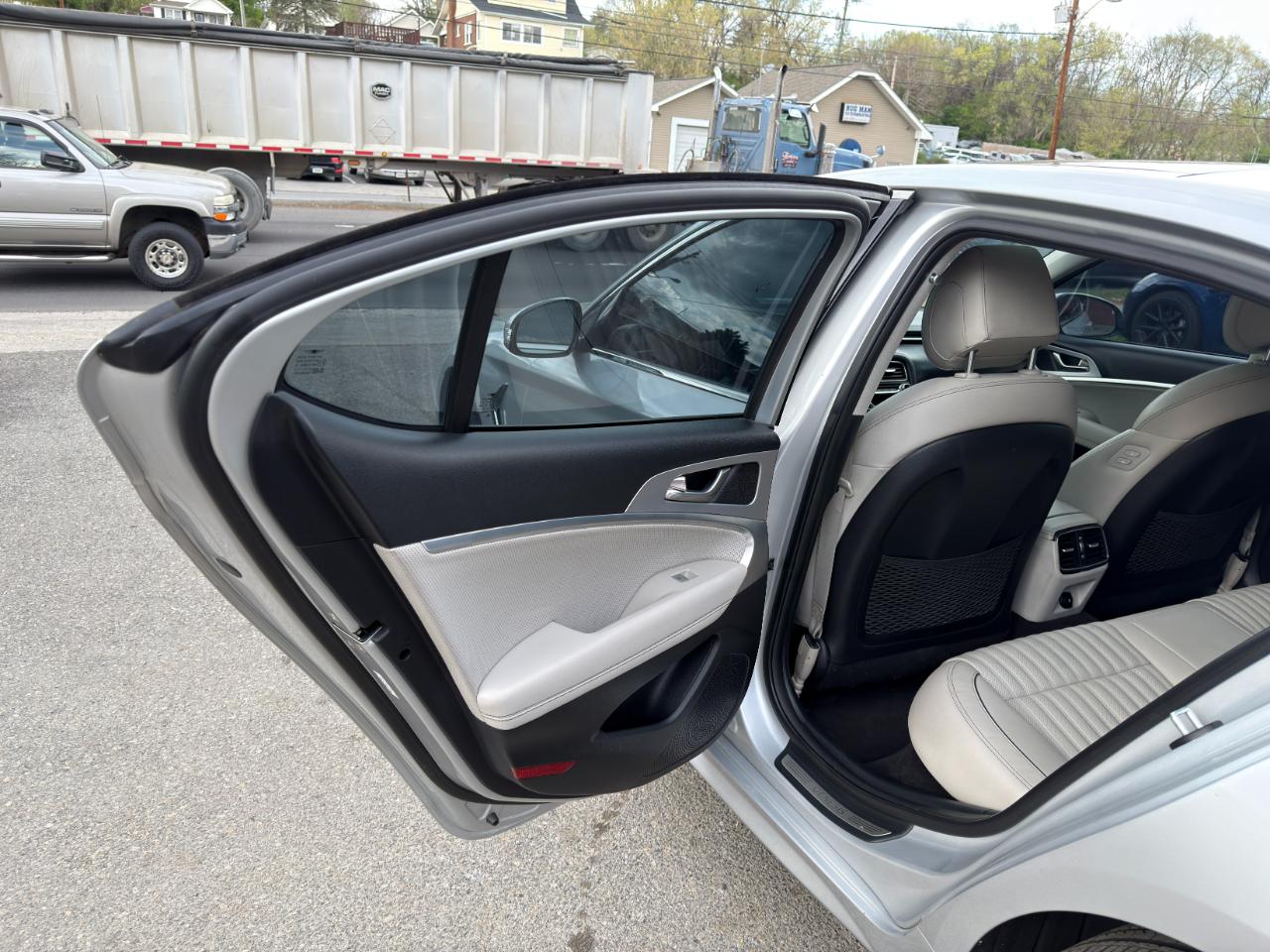 Genesis G70 3.3T Advanced RWD 2019