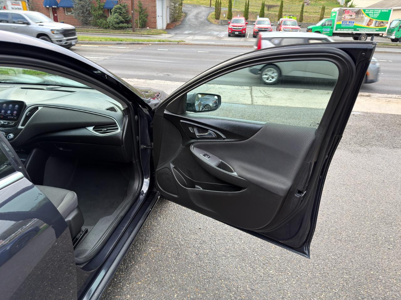 Chevrolet Malibu 4dr Sdn 1LT 2023