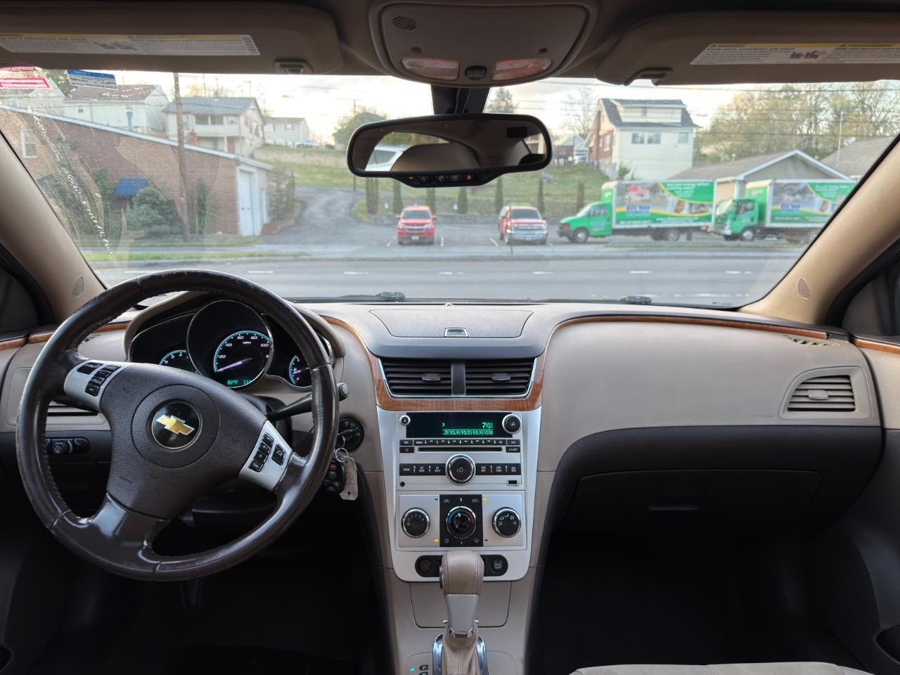 Chevrolet Malibu 4dr Sdn LT w/2LT 2011