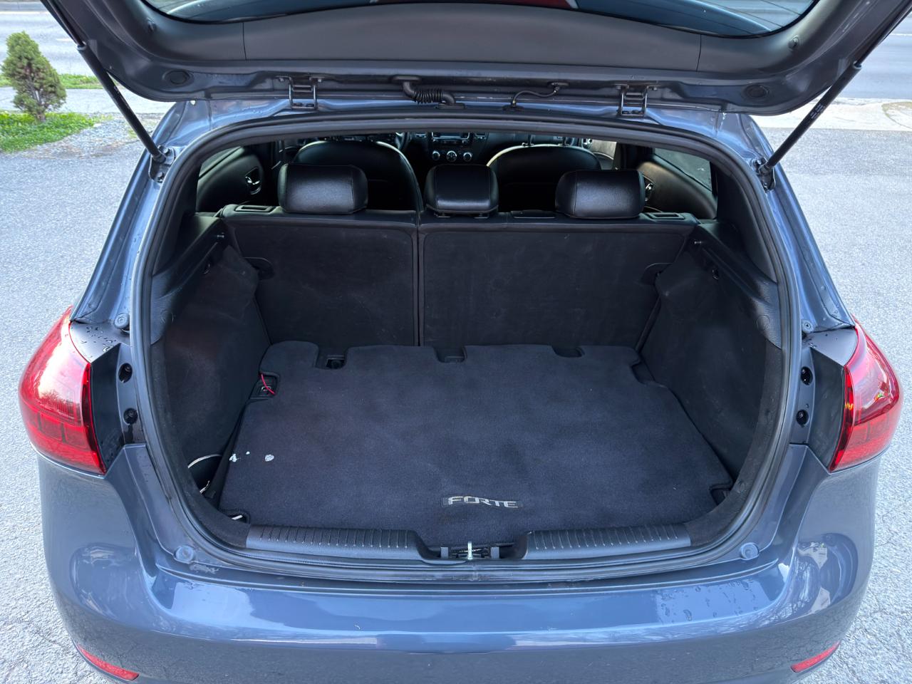 Kia Forte 5-Door 5dr HB Man SX 2016